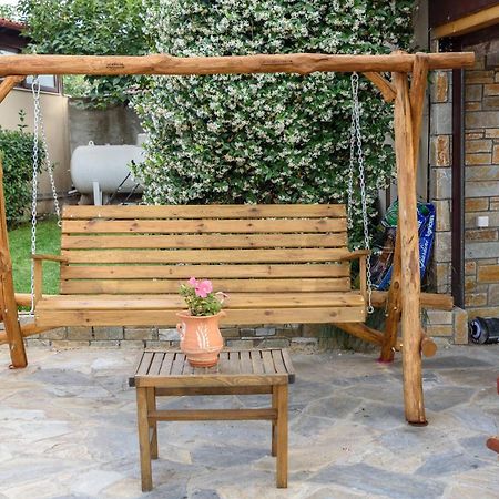 Melina'S Cosy Appartment Argalasti Exterior photo